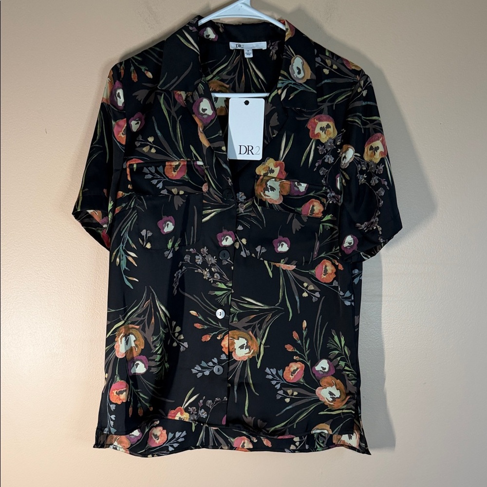 DR2 Black Short-Sleeve Button-Down Shirt with Multicolor Floral Print